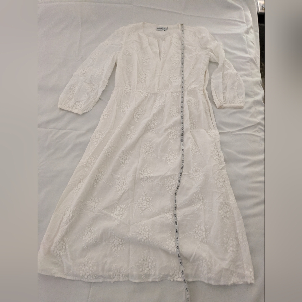 🆕 NWOT embroidered white Guideboat midi dress - Picture 6 of 16